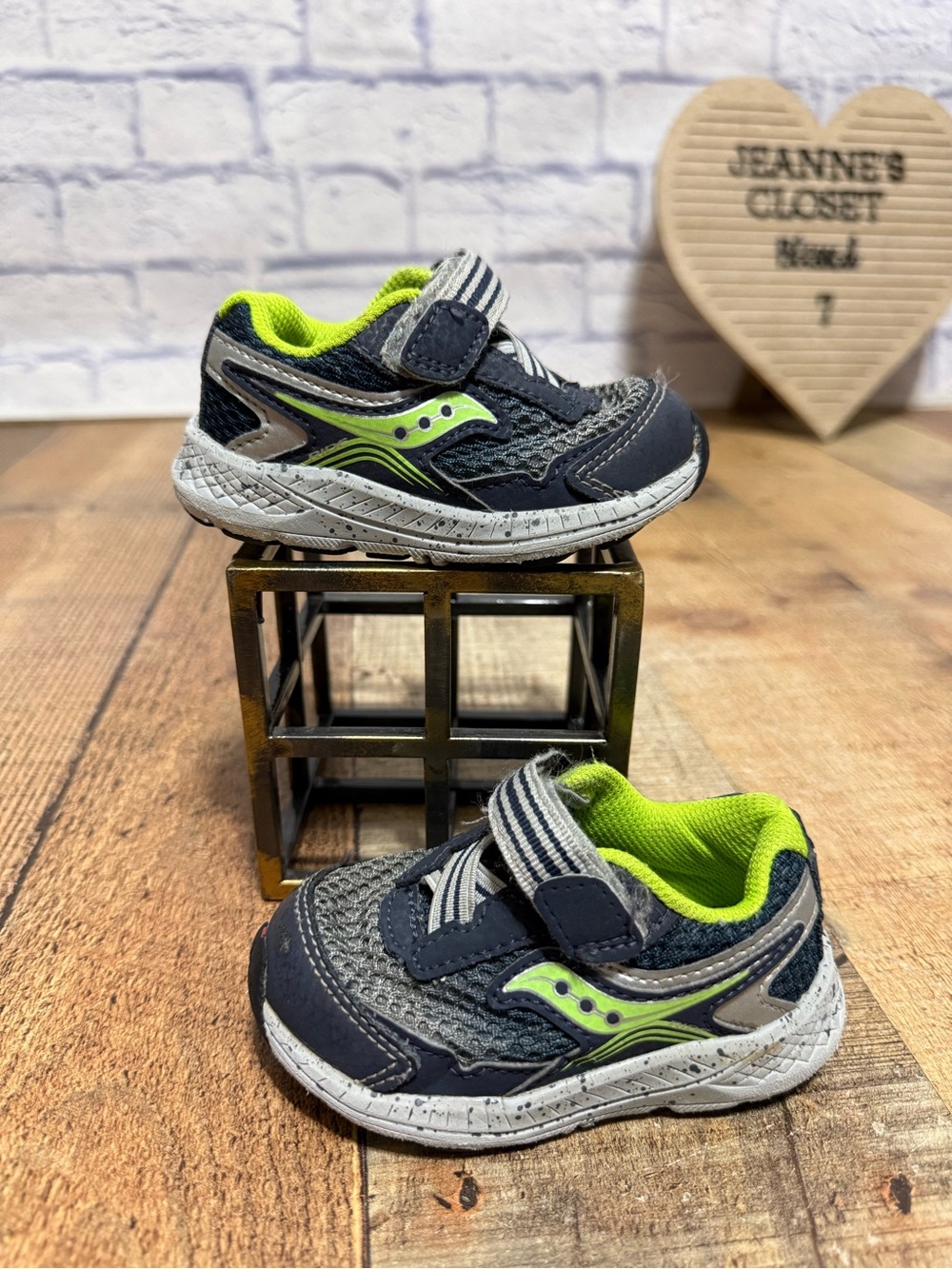 Saucony Ride Boys Sneakers Navy Green Hook Loop Shoes Baby Size 4